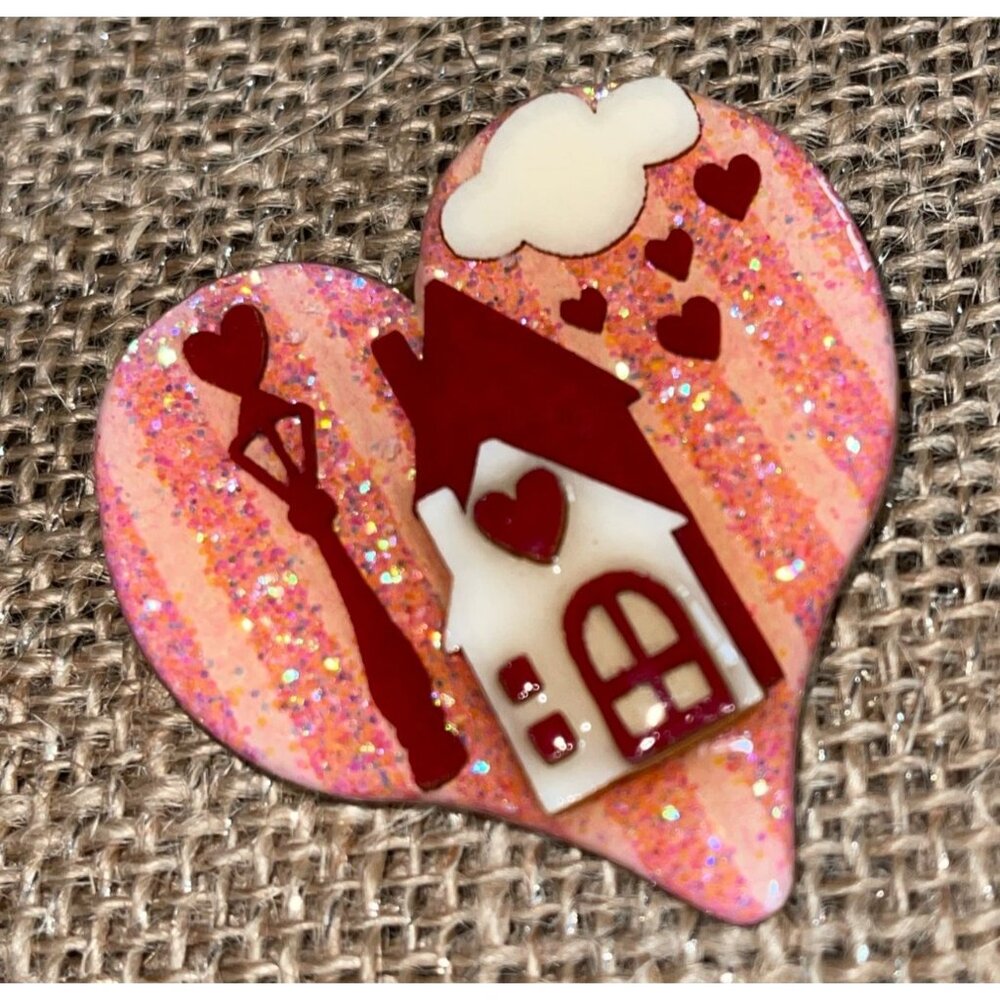 Vintage Lucinda Heart Shape Pin Glittery House Valentine Theme Red Pink Cream - Picture 14 of 16